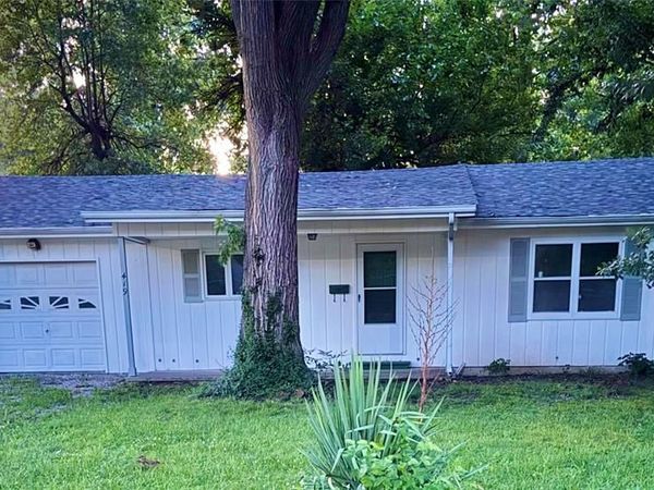 419 Fifth, Montgomery City, MO 63361