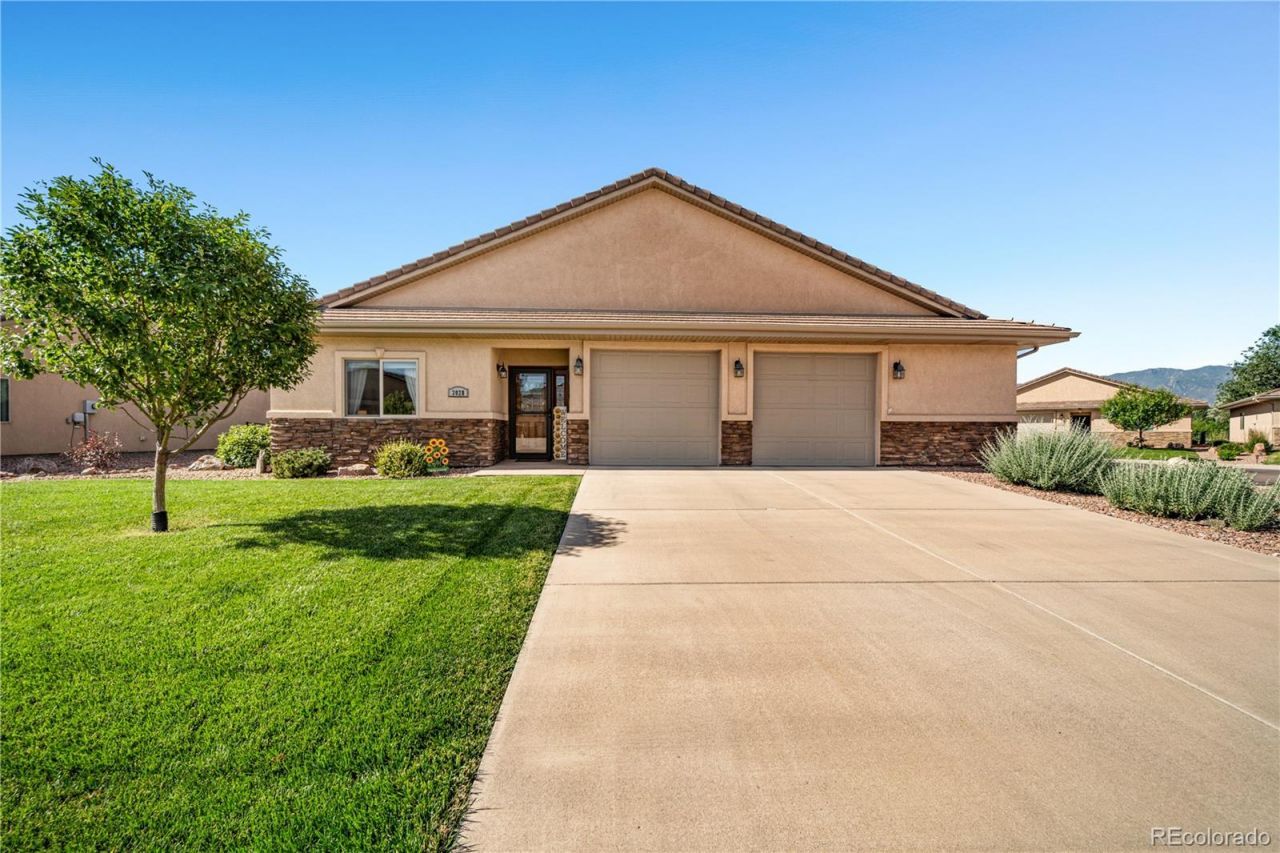 3028 N Cranberry Loop, Canon City, CO 81212 Main Photo