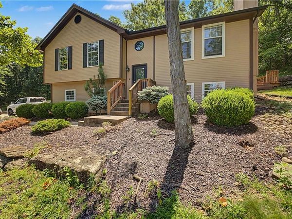 401 S Minter Road, Grain Valley, MO 64029