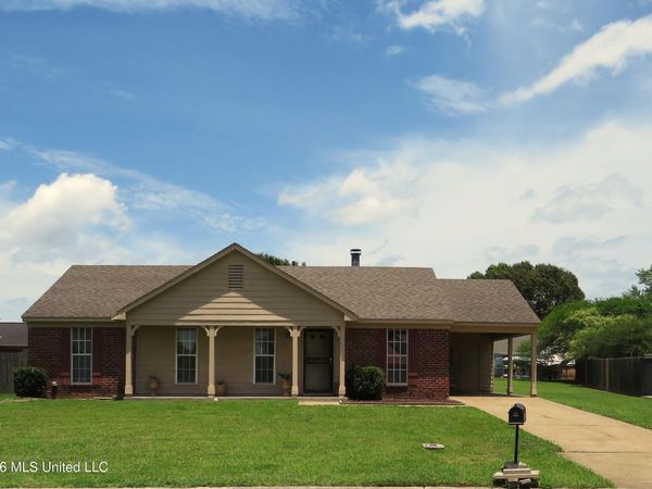 10372 Riggan Drive, Olive Branch, MS 38654