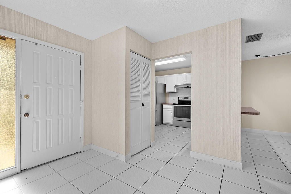 191 Mastic Tree Court, Royal Palm Beach, FL 33411 Photo