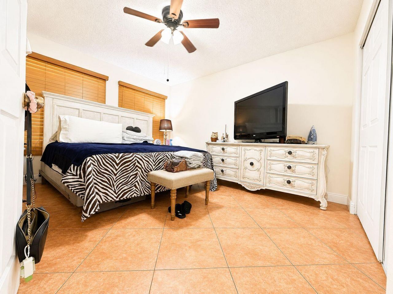 5202 El Claro Circle, West Palm Beach, FL 33415 Photo