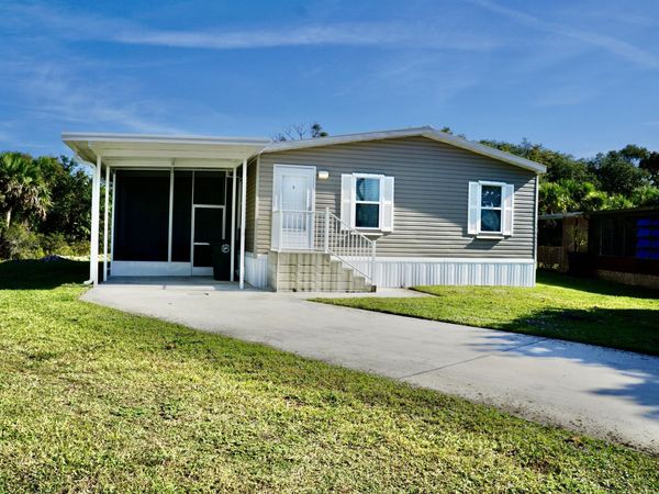 325 Mockingbird Avenue, Fort Pierce, FL 34982