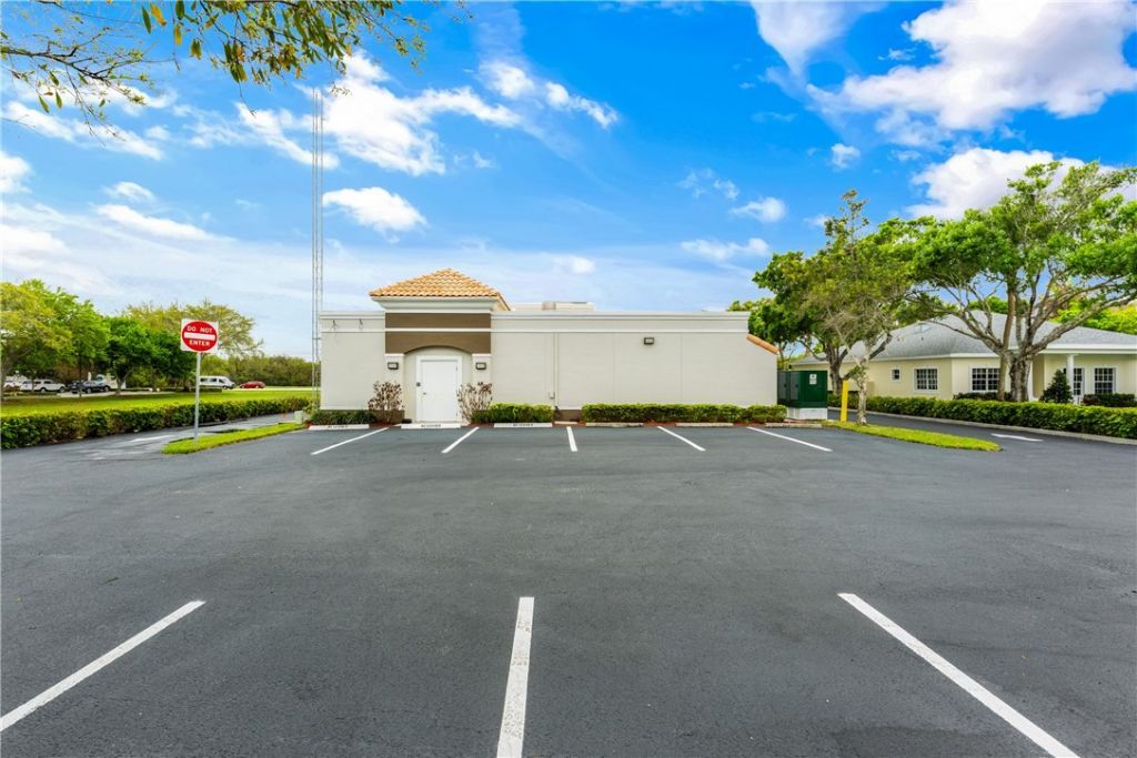 845 37 Th Place, Vero Beach, FL 32960 Photo