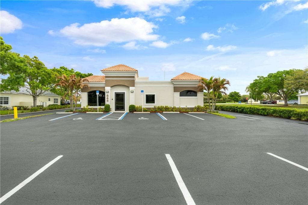 845 37 Th Place, Vero Beach, FL 32960 Photo