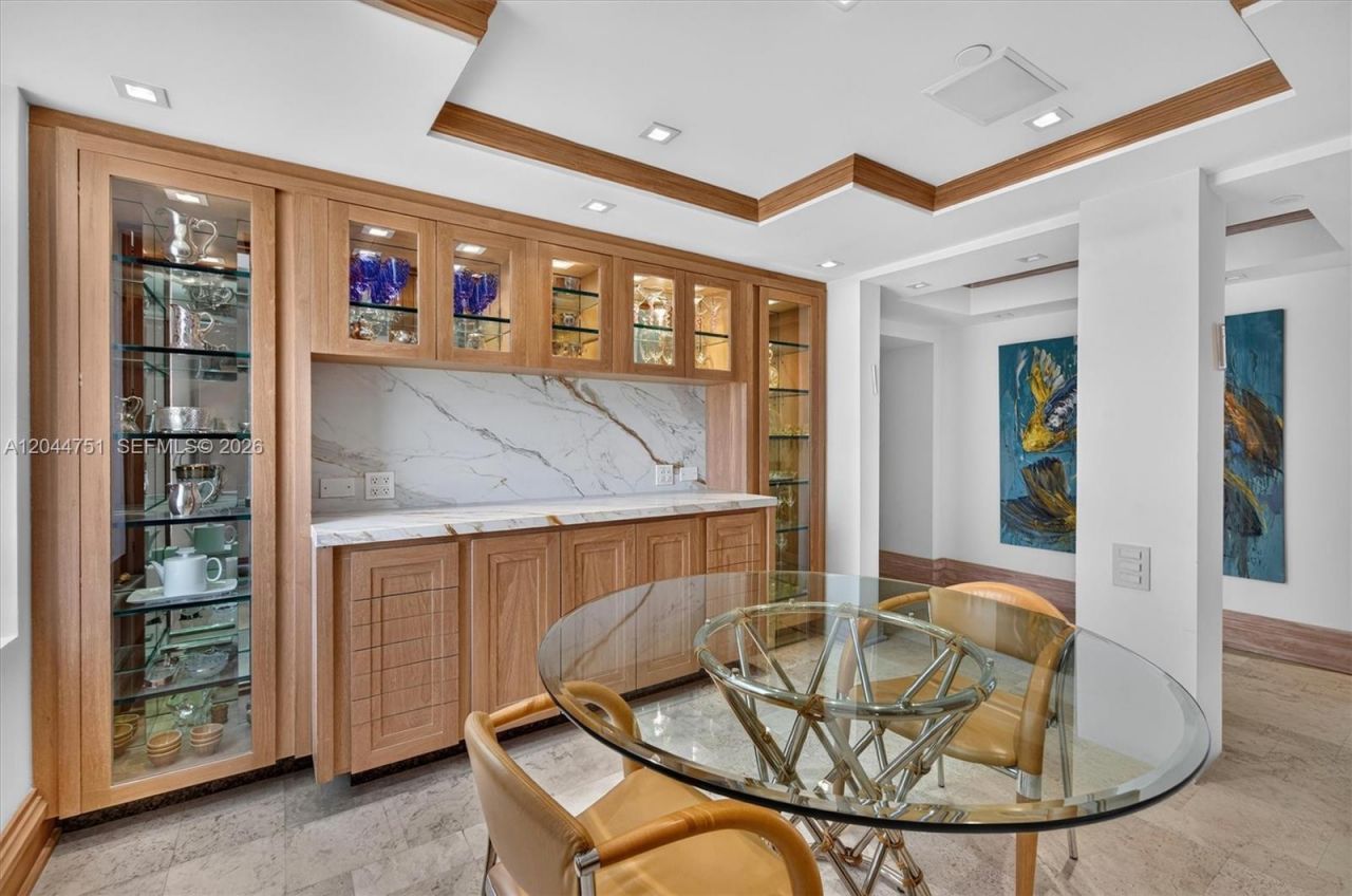 5025 Collins Ave , Unit 1103-1104-, Miami Beach, FL 33140 Photo