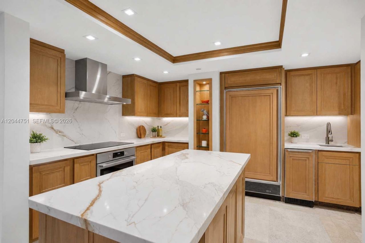 5025 Collins Ave , Unit 1103-1104-, Miami Beach, FL 33140 Photo