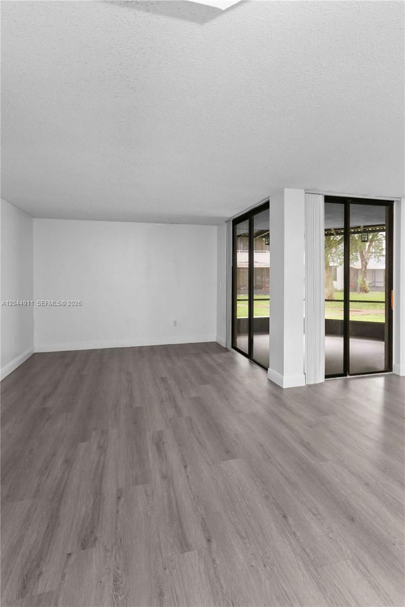 8205 SW 152nd Ave, Unit F-105, Miami, FL 33193 Photo