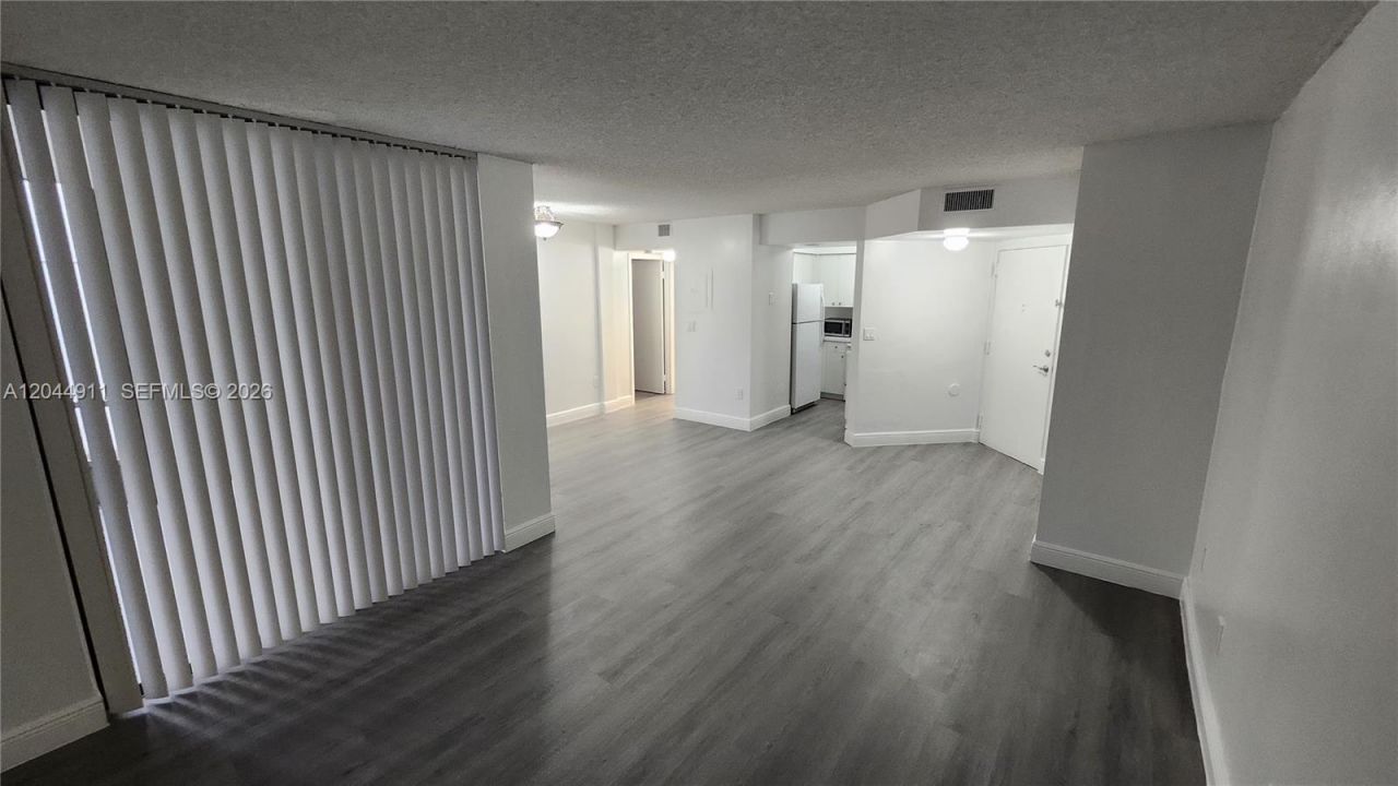 8205 SW 152nd Ave, Unit F-105, Miami, FL 33193 Photo