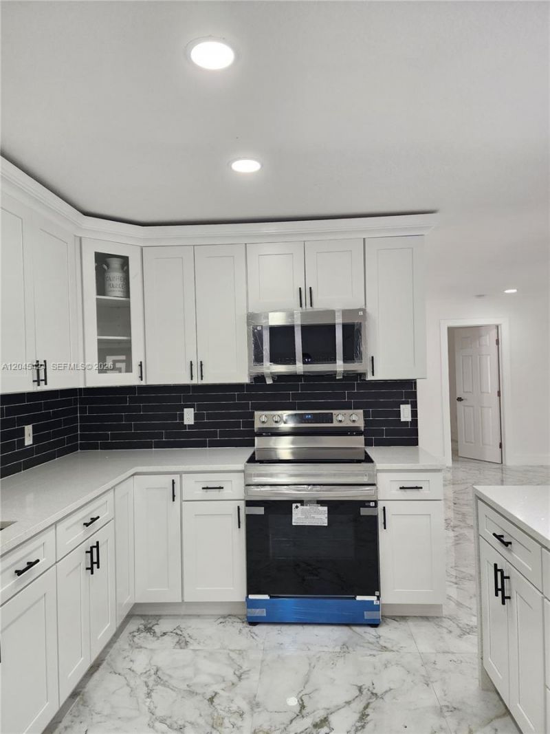 3133 Washigton Road, Brandon, FL 33594 Photo