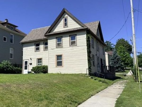 106 S 7th AVENUE, Unit 709 Hickor, West Bend, WI 53095