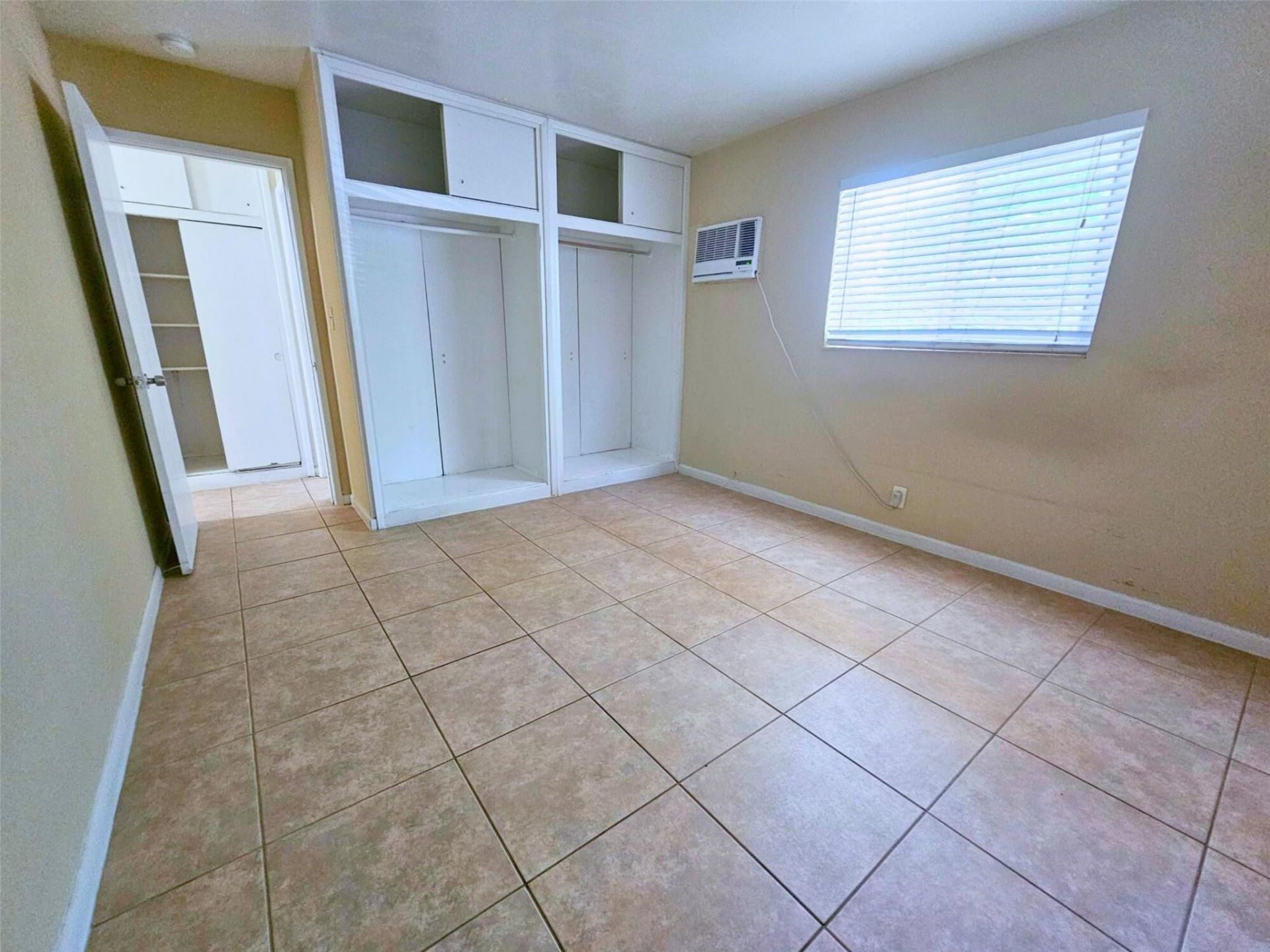 3741 SW 1st Street, Unit 11, Fort Lauderdale, FL 33312 Photo