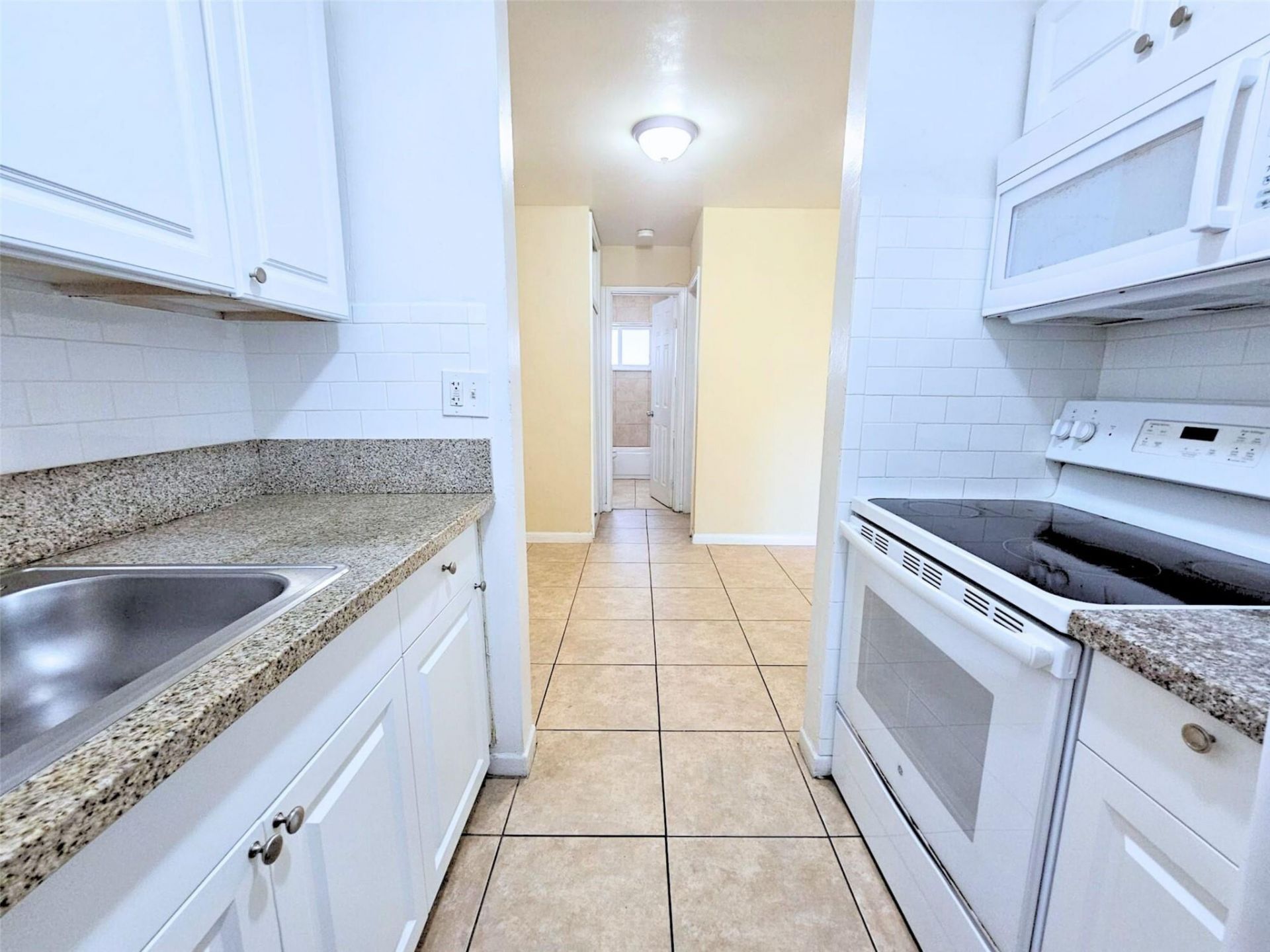 3741 SW 1st Street, Unit 11, Fort Lauderdale, FL 33312 Photo