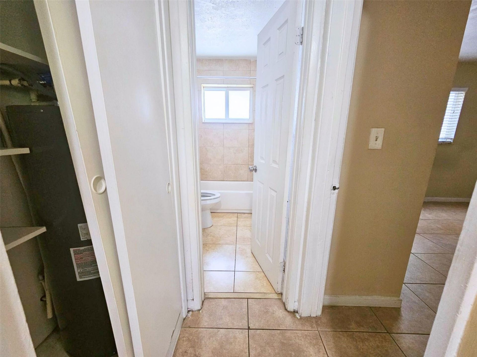 3741 SW 1st Street, Unit 11, Fort Lauderdale, FL 33312 Photo