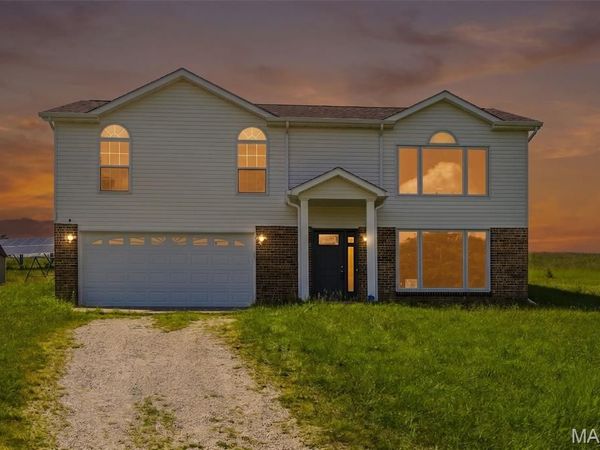 13717 Calico Road, Fletcher, MO 63030