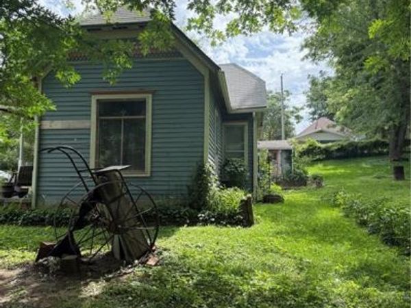 5315 Halsey Street, St Joseph, MO 64504