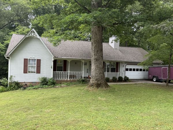 762 Spring Valley Rd , Cookeville, TN 38501