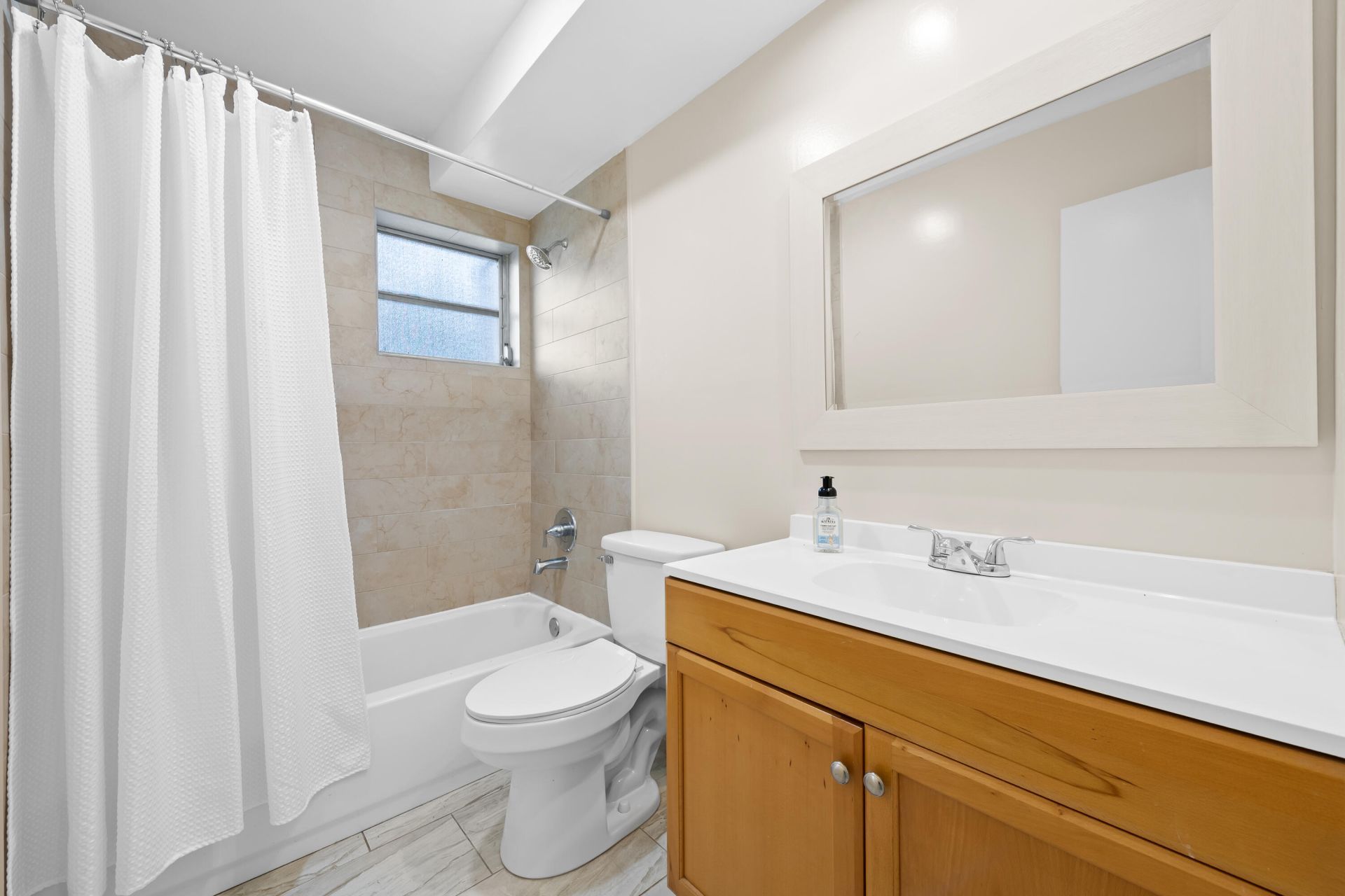 483 N Pine Island Road, Unit C304, Plantation, FL 33324 Photo