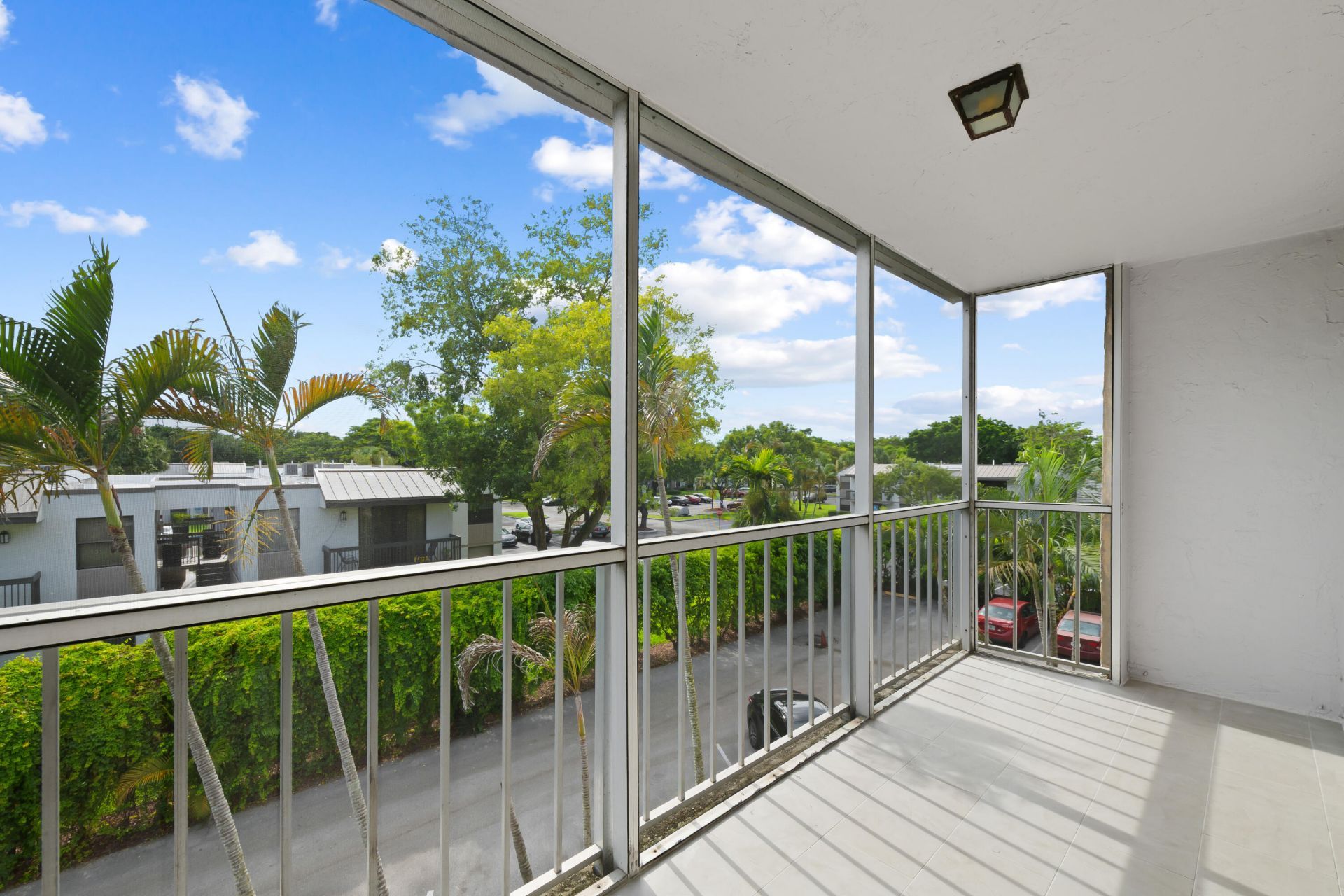 483 N Pine Island Road, Unit C304, Plantation, FL 33324 Photo