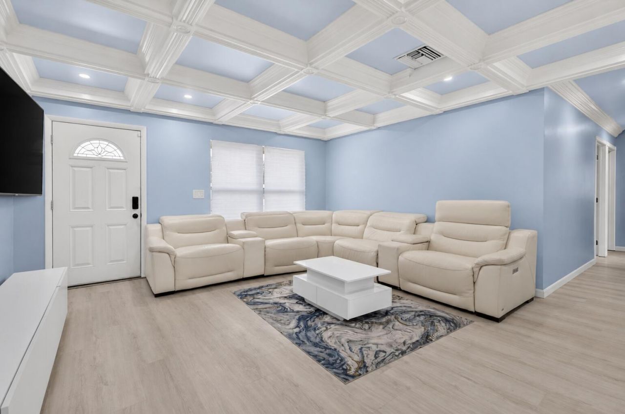 2220 N 47th Avenue, Hollywood, FL 33021 Photo