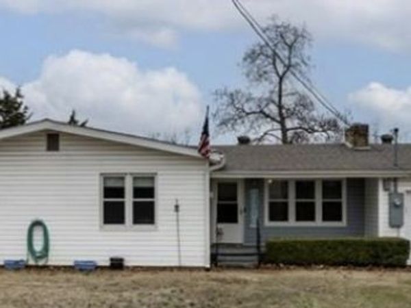 928 S Maple Street, Siloam Springs, AR 72761