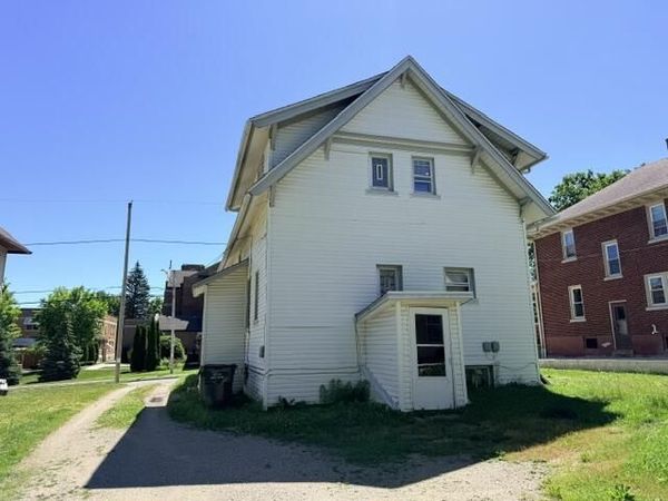 128 N 9th AVENUE, Unit 128A, West Bend, WI 53095