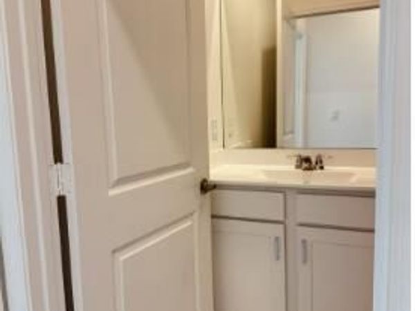 671 SE Lake Falls Street, Port St. Lucie, FL 34984