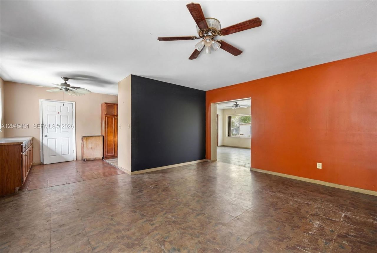 5901 SW 62nd St, Miami, FL 33143 Photo