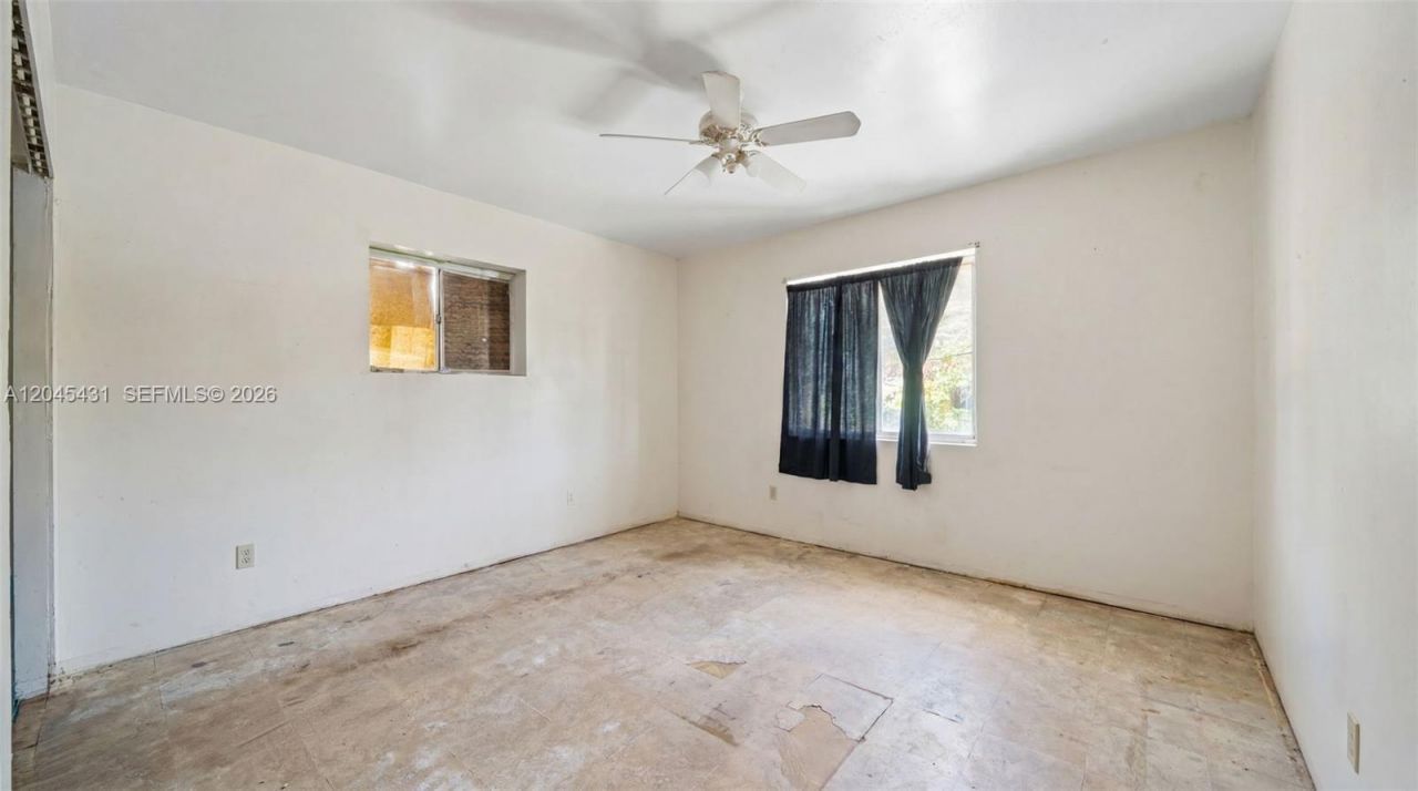 5901 SW 62nd St, Miami, FL 33143 Photo