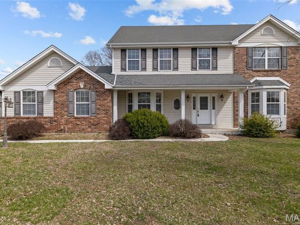 230 Fox Ridge Drive, St Charles, MO 63303