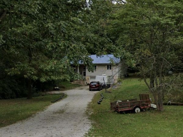 12275 Middle Creek Road , Clinton, IL 61727