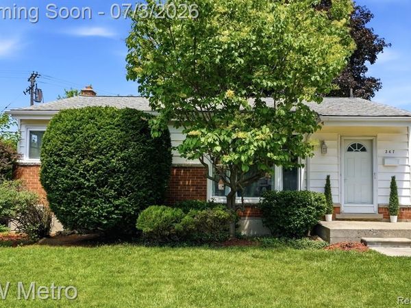 347 Hecht Drive, Madison Heights, MI 48071