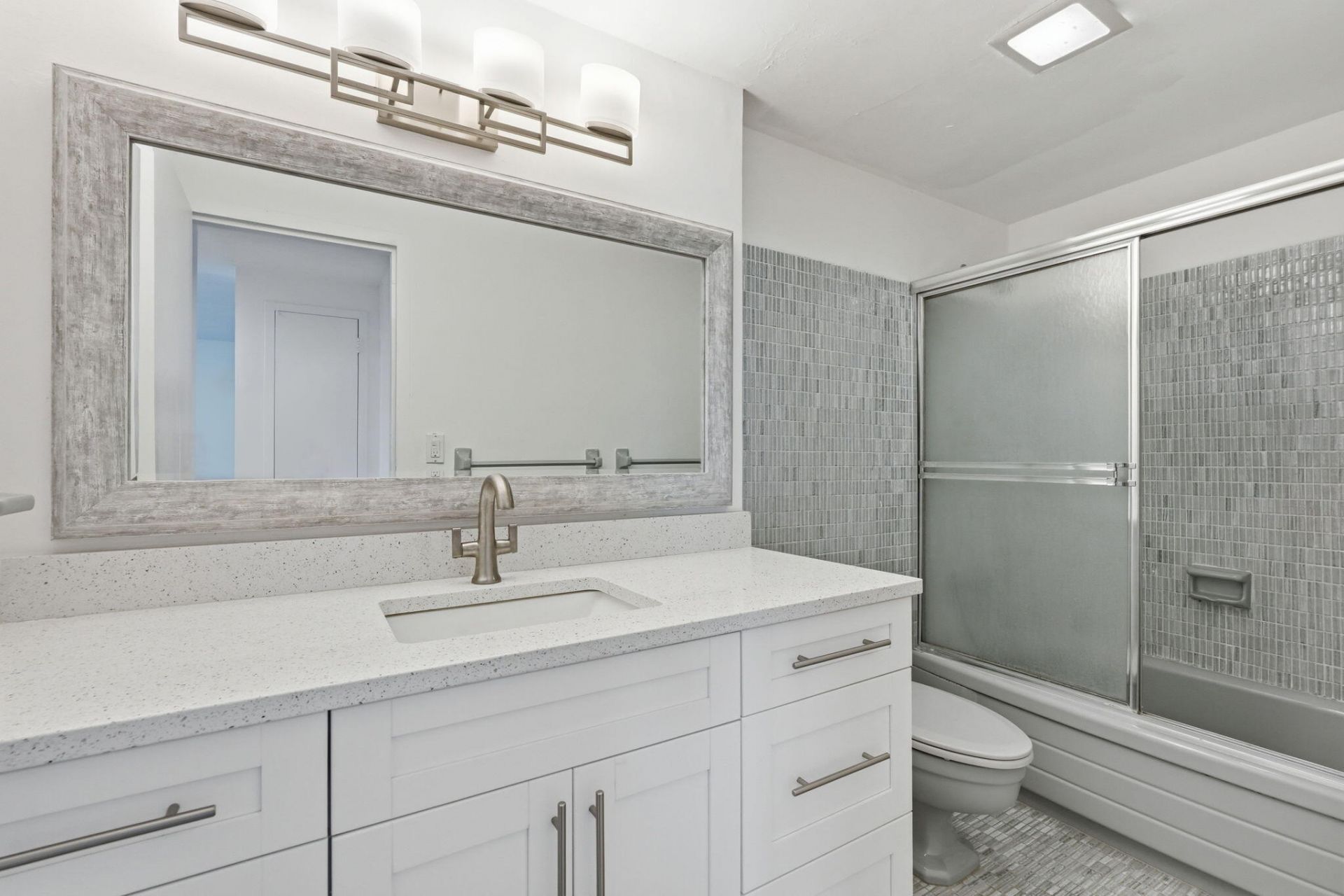 2800 N Flagler Drive, Unit 410, West Palm Beach, FL 33407 Photo