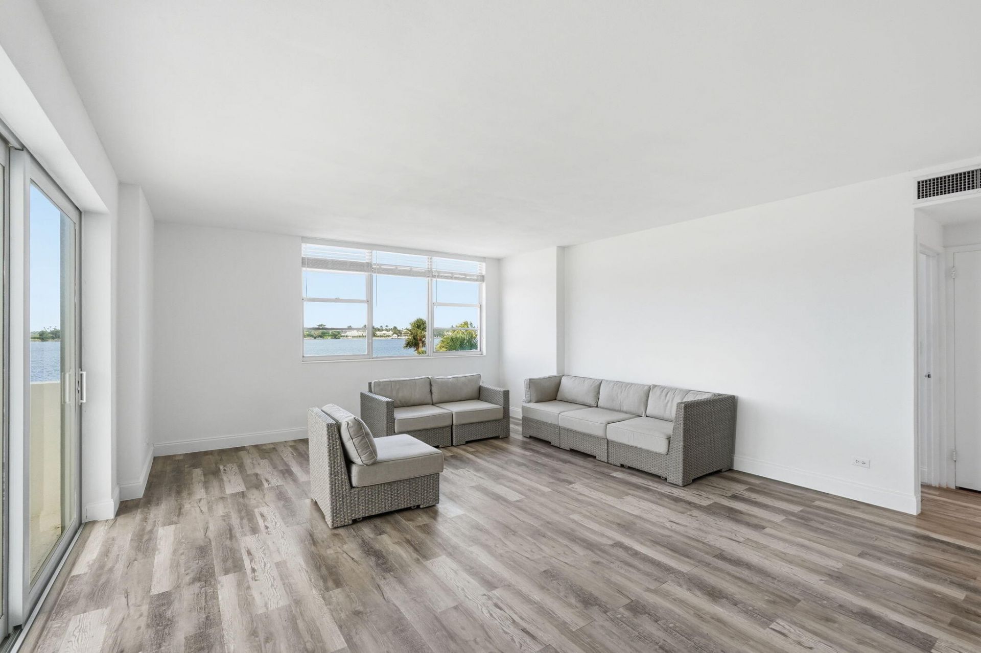 2800 N Flagler Drive, Unit 410, West Palm Beach, FL 33407 Photo