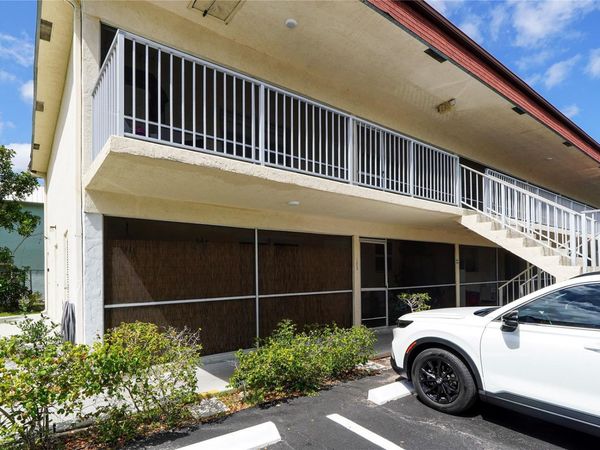 5377 SW 40th Avenue, Unit 105, Dania Beach, FL 33314