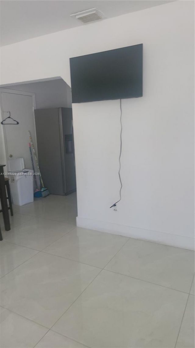 2467 NW 95th Ter , Unit Front, Miami, FL 33147 Photo