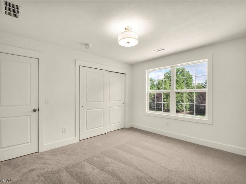 21072 Cedar Creek Drive, Strongsville, OH 44149 Photo 38