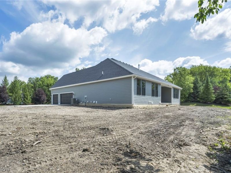 21072 Cedar Creek Drive, Strongsville, OH 44149 Photo 5