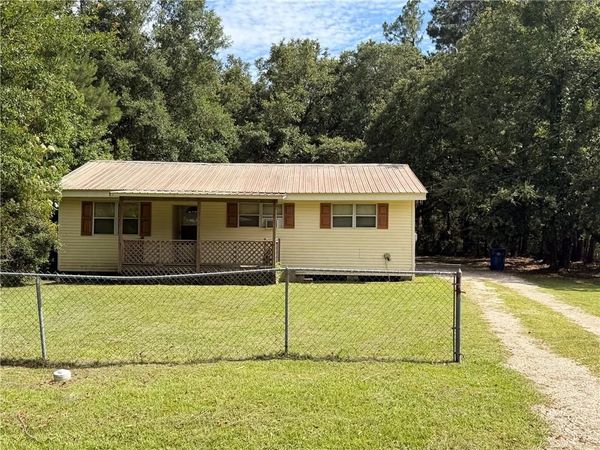 37388 E PINEHILL Drive , Slidell, LA 70460