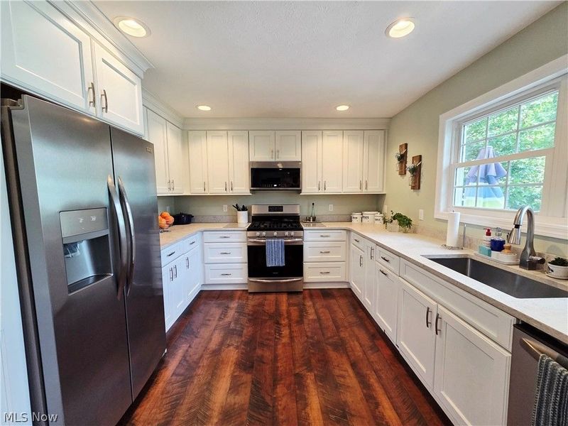 3753 Jaycox Road, Avon, OH 44011 Photo 11