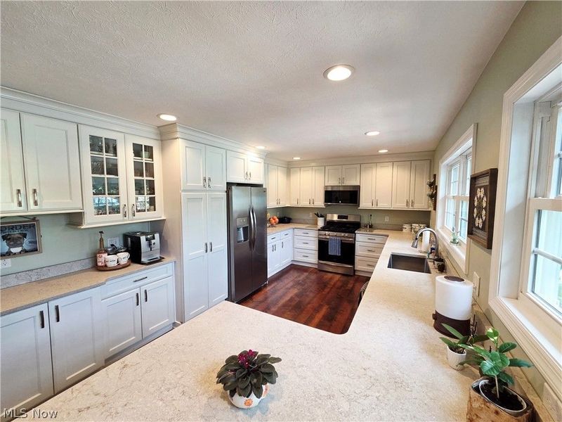 3753 Jaycox Road, Avon, OH 44011 Photo 9