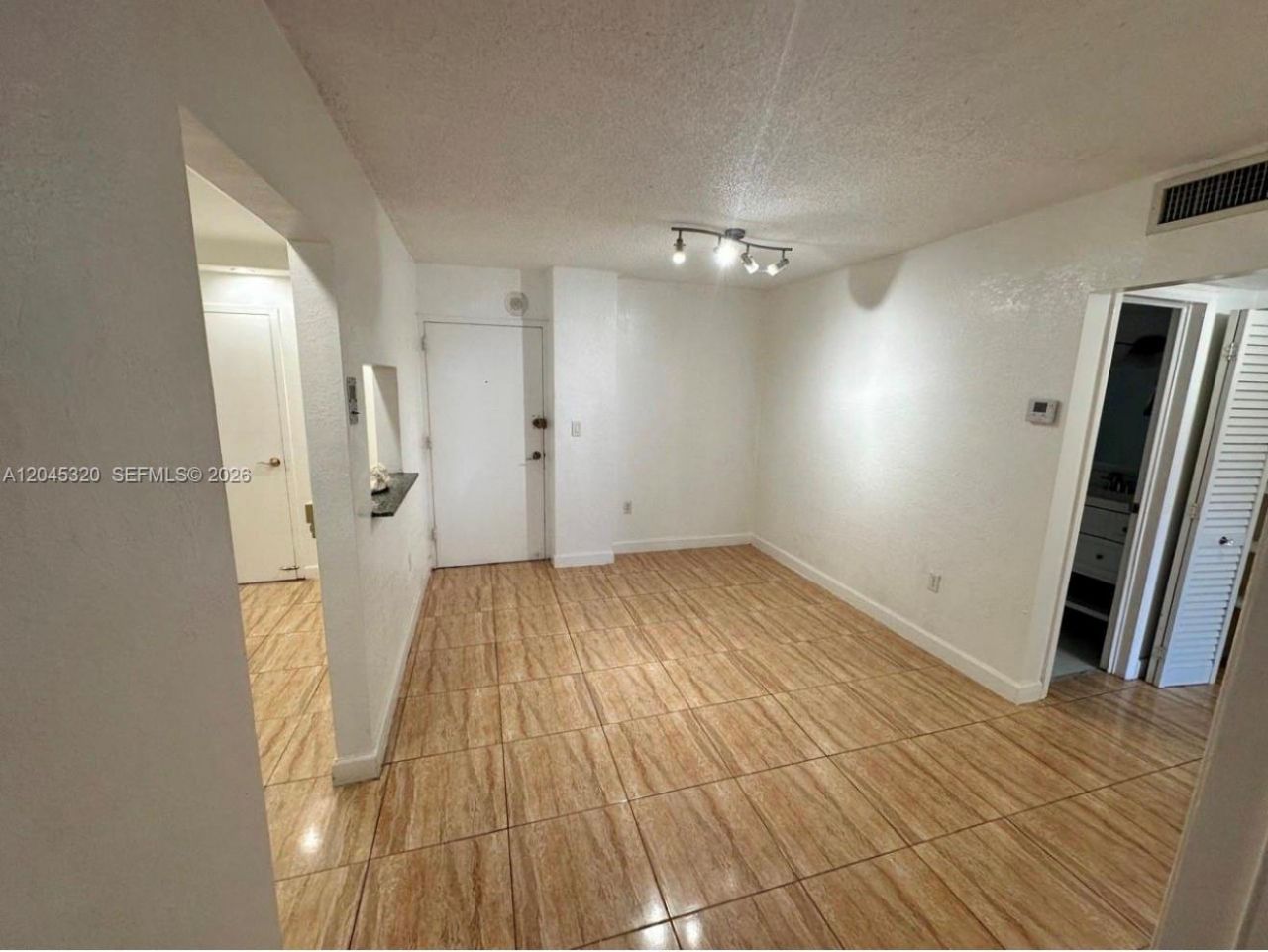 1470 NE 125th Ter, Unit 412, North Miami, FL 33161 Photo