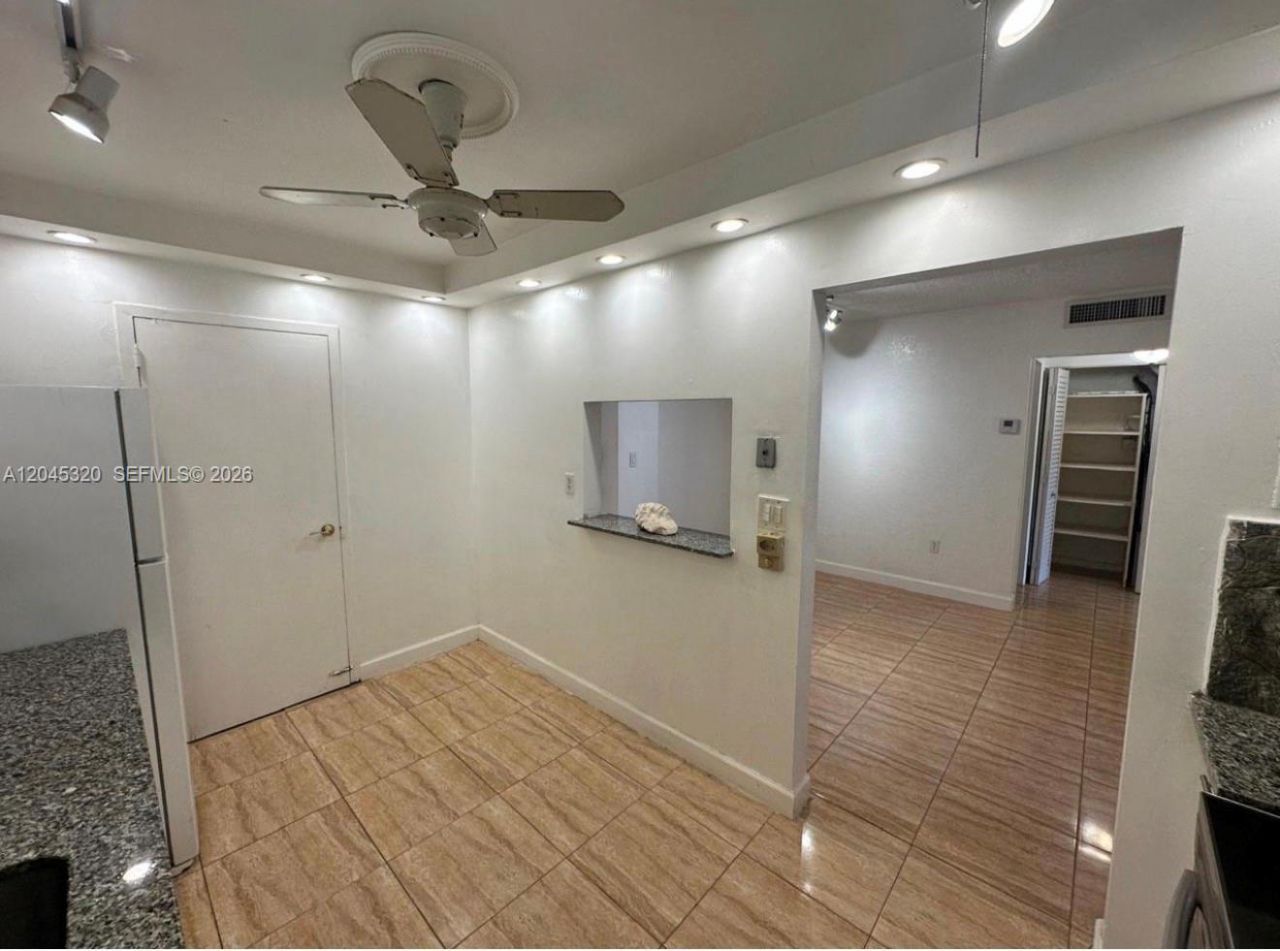 1470 NE 125th Ter, Unit 412, North Miami, FL 33161 Photo