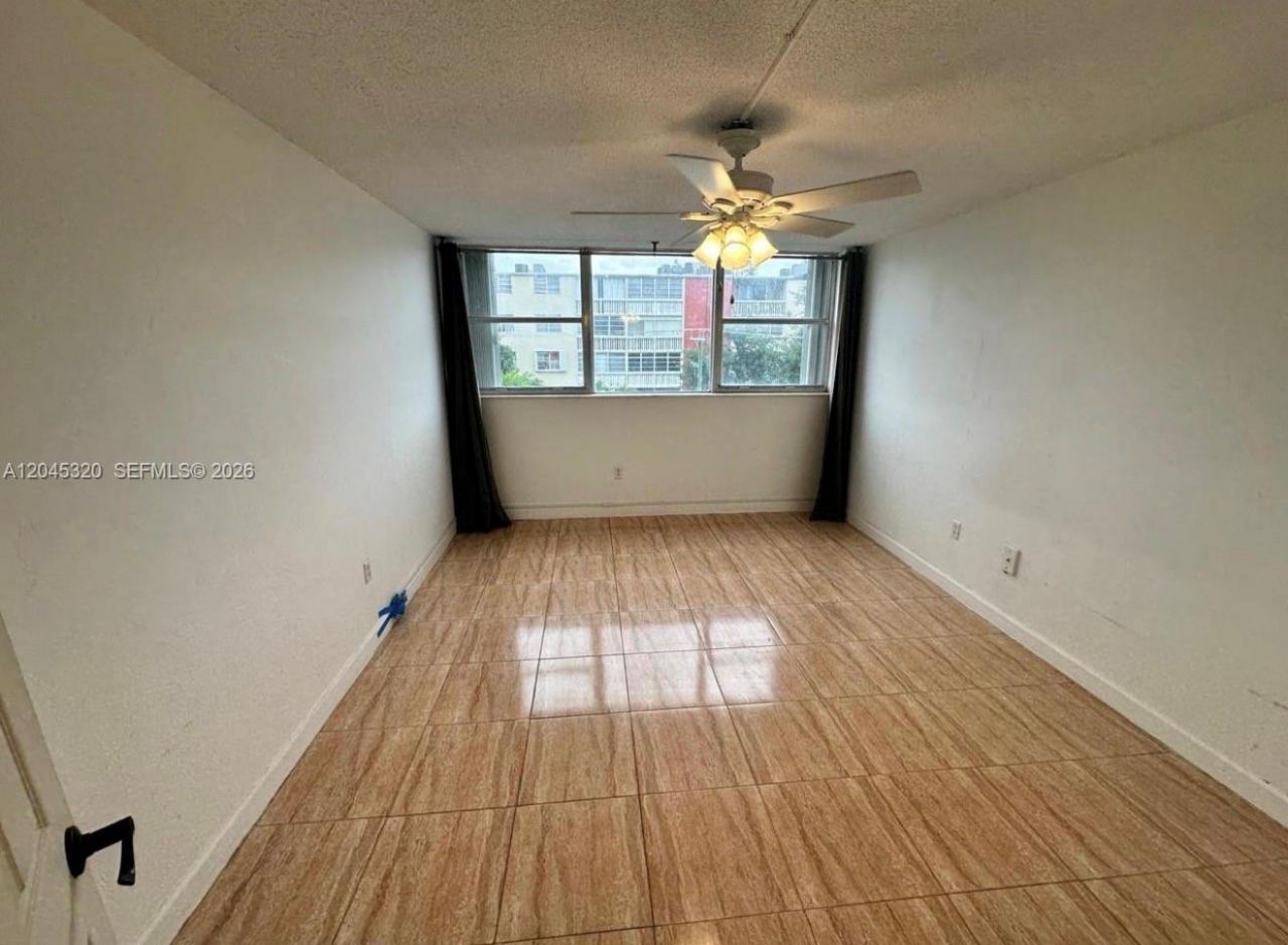 1470 NE 125th Ter, Unit 412, North Miami, FL 33161 Photo
