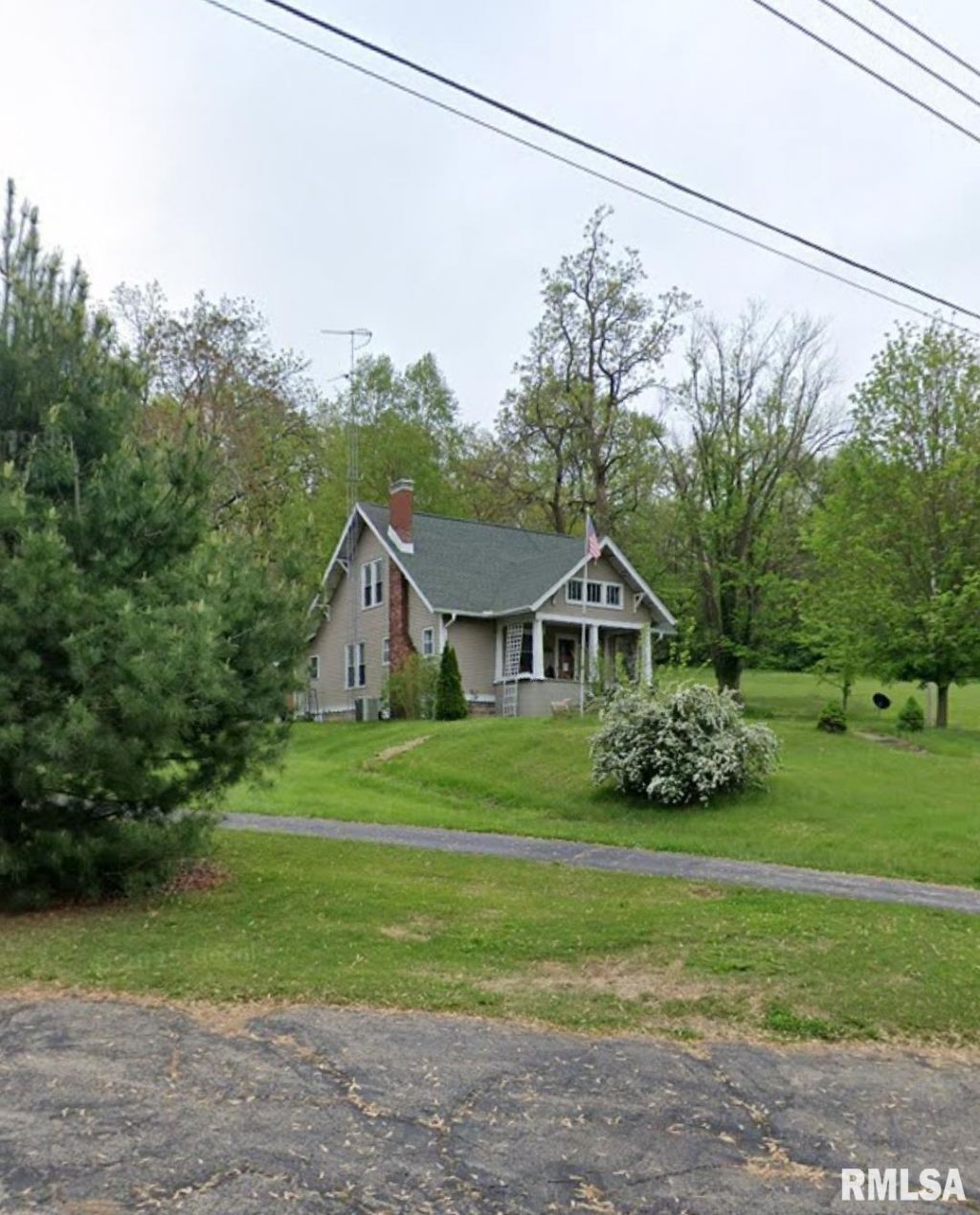 200 N Bluff Street, Chandlerville, IL 62627 Main Photo