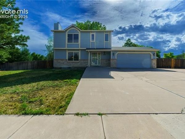 6630 Cottonwood Grove Drive, Colorado Springs, CO 80925