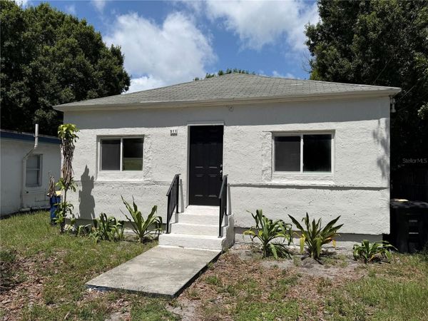 911 N 21ST STREET, FORT PIERCE, FL 34950