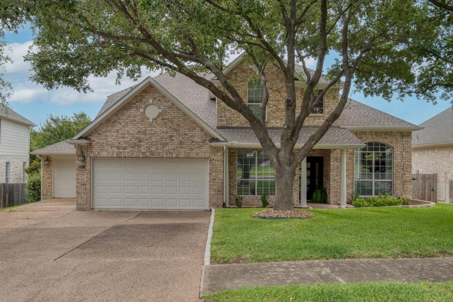 8302 Sunburst Pkwy, Round Rock, TX 78681 Main Photo
