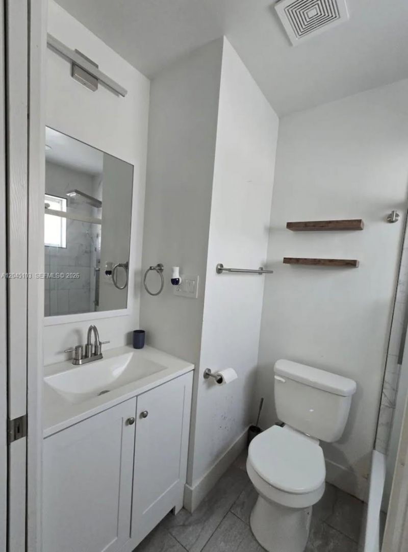 1131 N 75th Ave, Hollywood, FL 33024 Photo