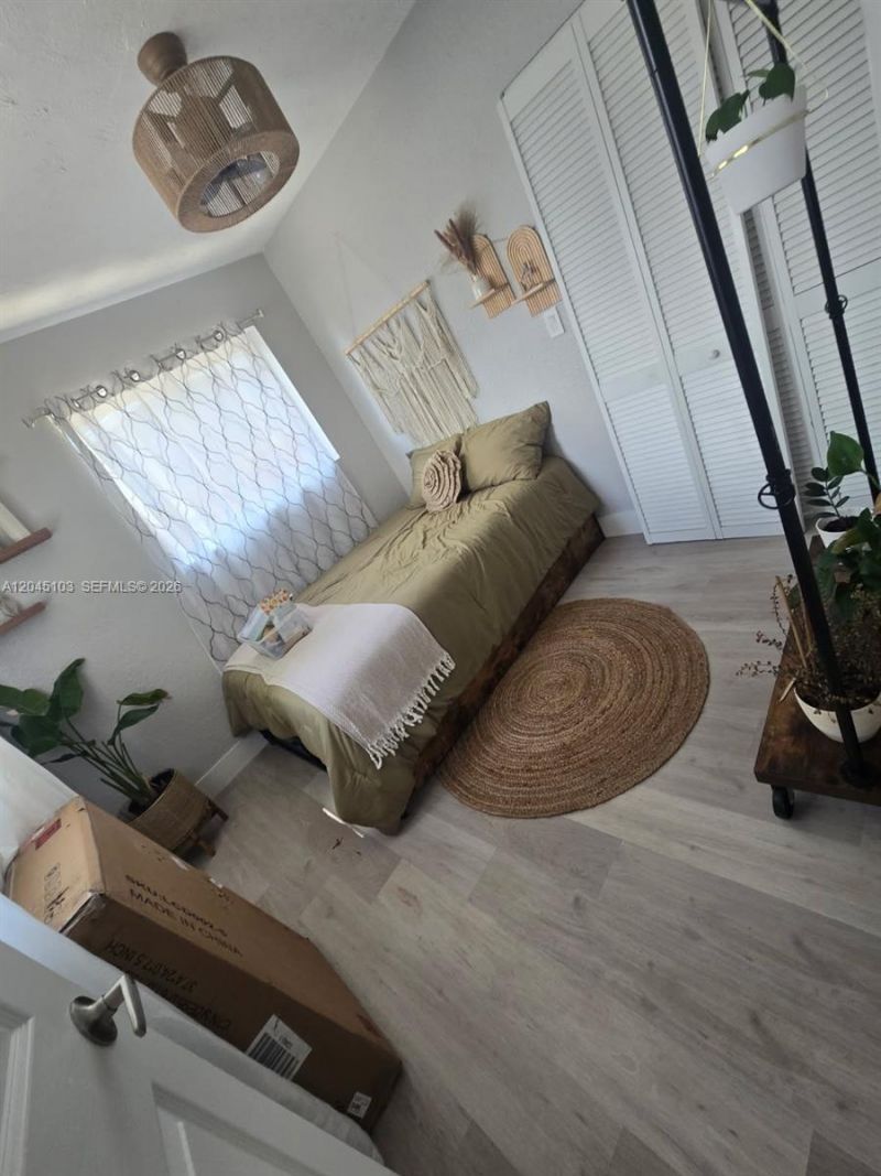 1131 N 75th Ave, Hollywood, FL 33024 Photo